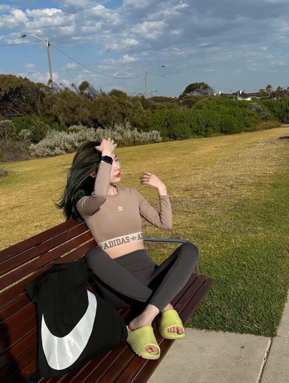 Áo Adidas Neutral Court Graphic Long Sleeve Chalky Brown [ IS5267 ]