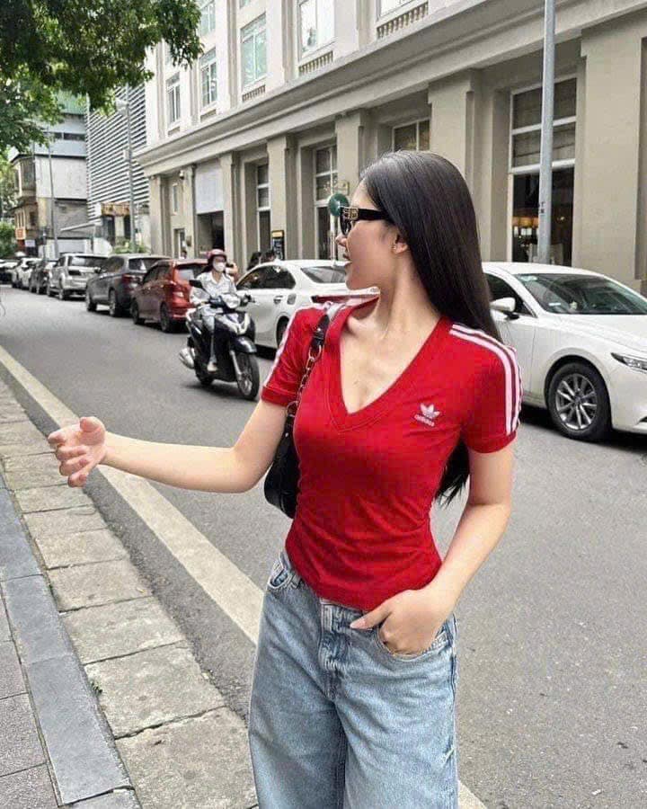 Áo Adidas 3 Stripes V-Neck Slim Red [ IR8116 ]