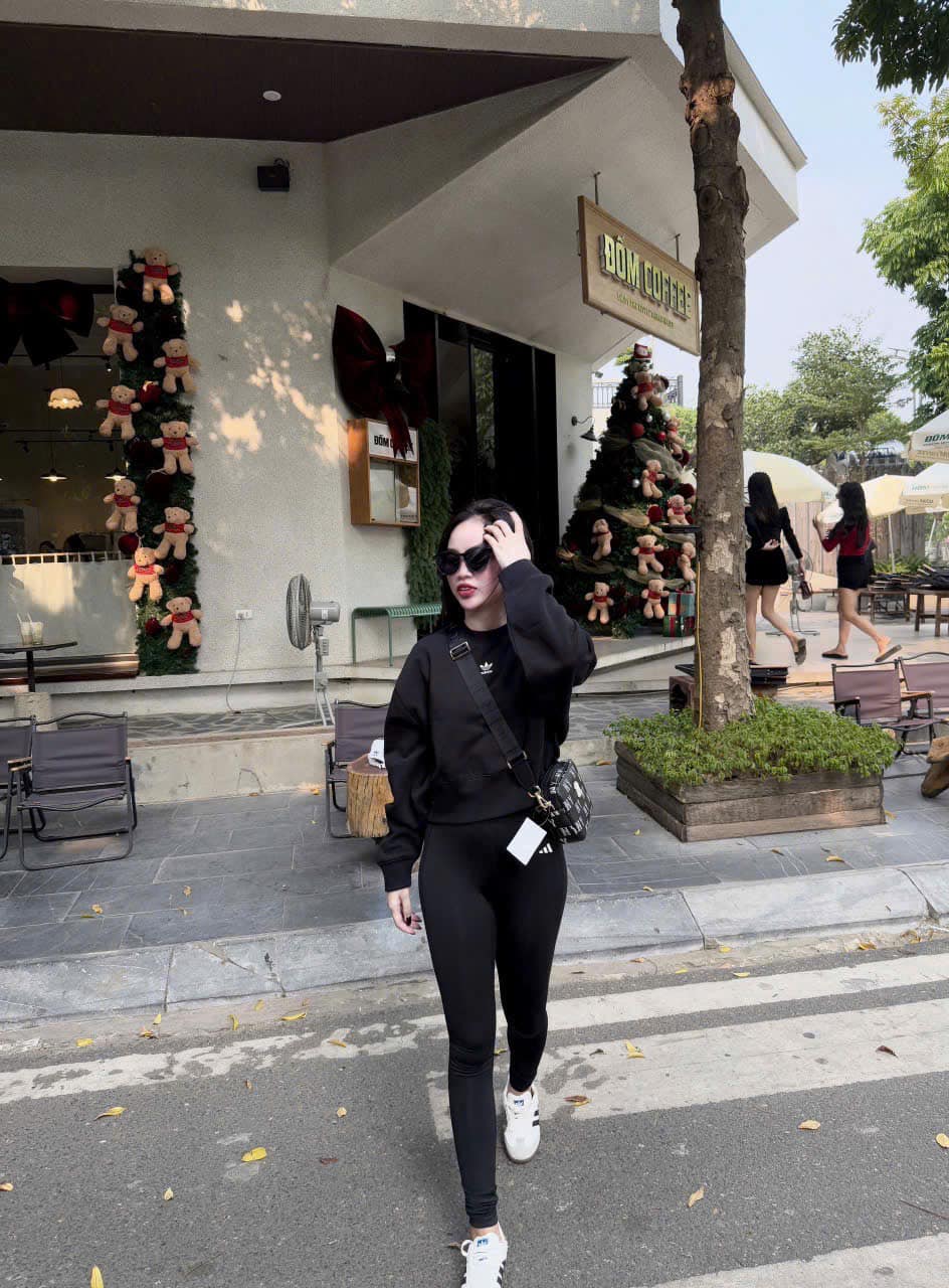 Áo Adidas Sweater Adicolor Essentials Crew Black [ IA6504 ]