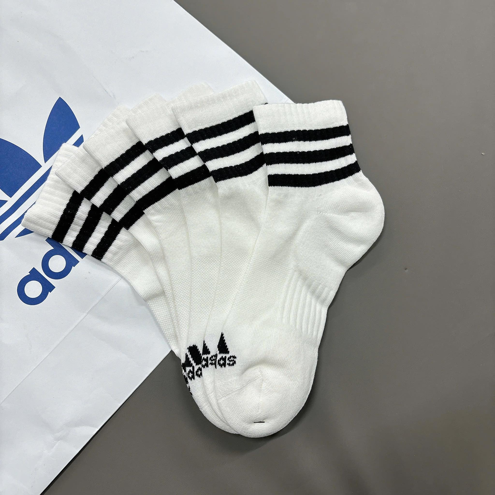 Set Tất Adidas 3-Stripes Cushioned Sportswear Mid Cut Socks 3 Pairs White [ HT3456 ]