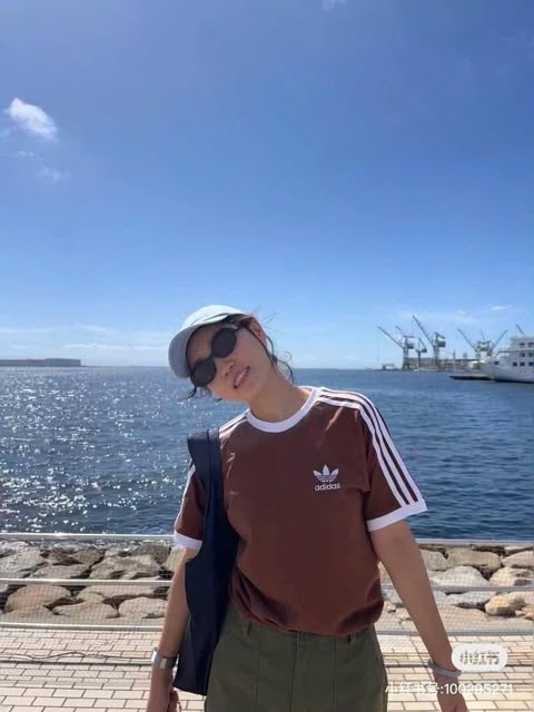 Áo Adidas Adicolor Classics 3 Stripes Brown [ IZ3071 ]