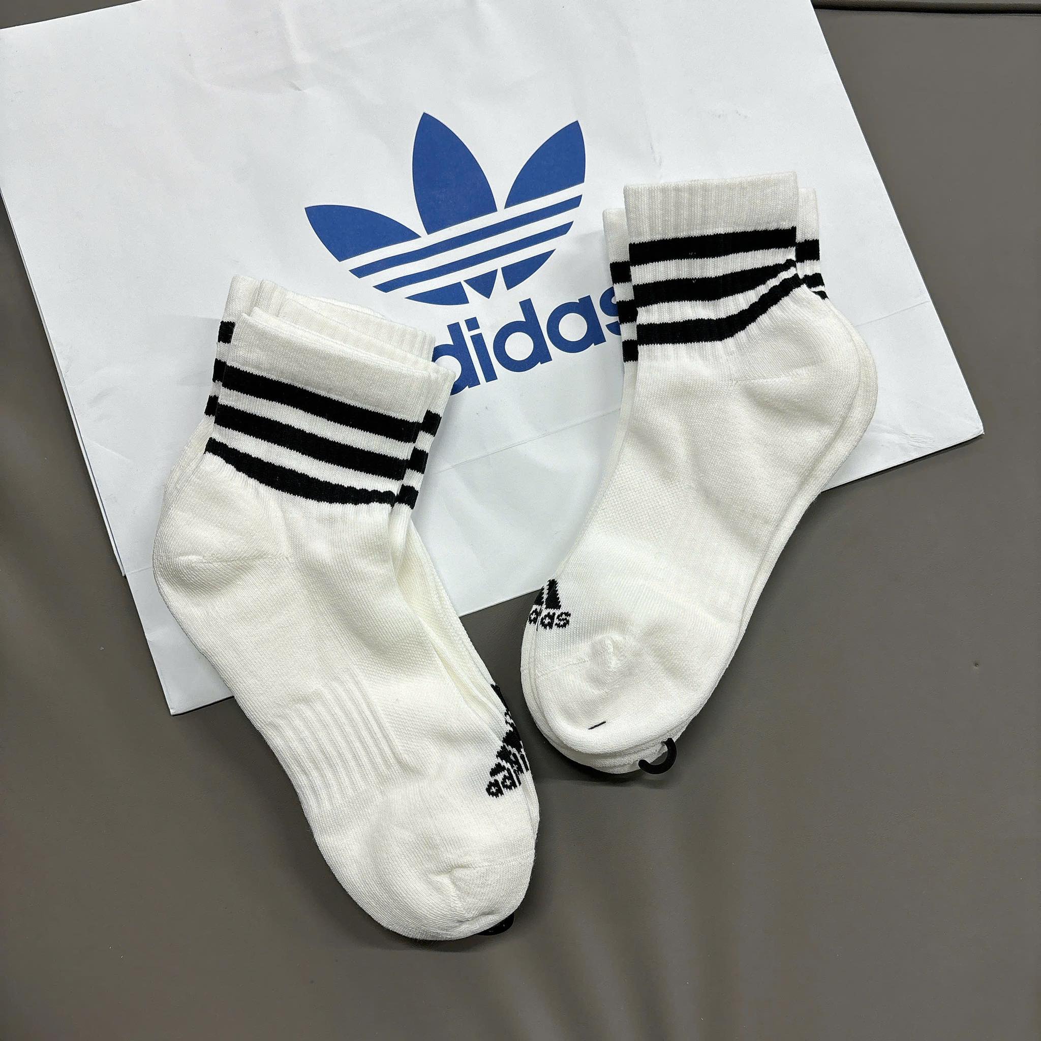 Set Tất Adidas 3-Stripes Cushioned Sportswear Mid Cut Socks 3 Pairs White [ HT3456 ]