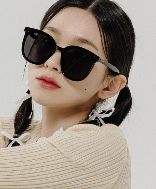 Kính Rietl Ali Black [ RT4033 C1 ]