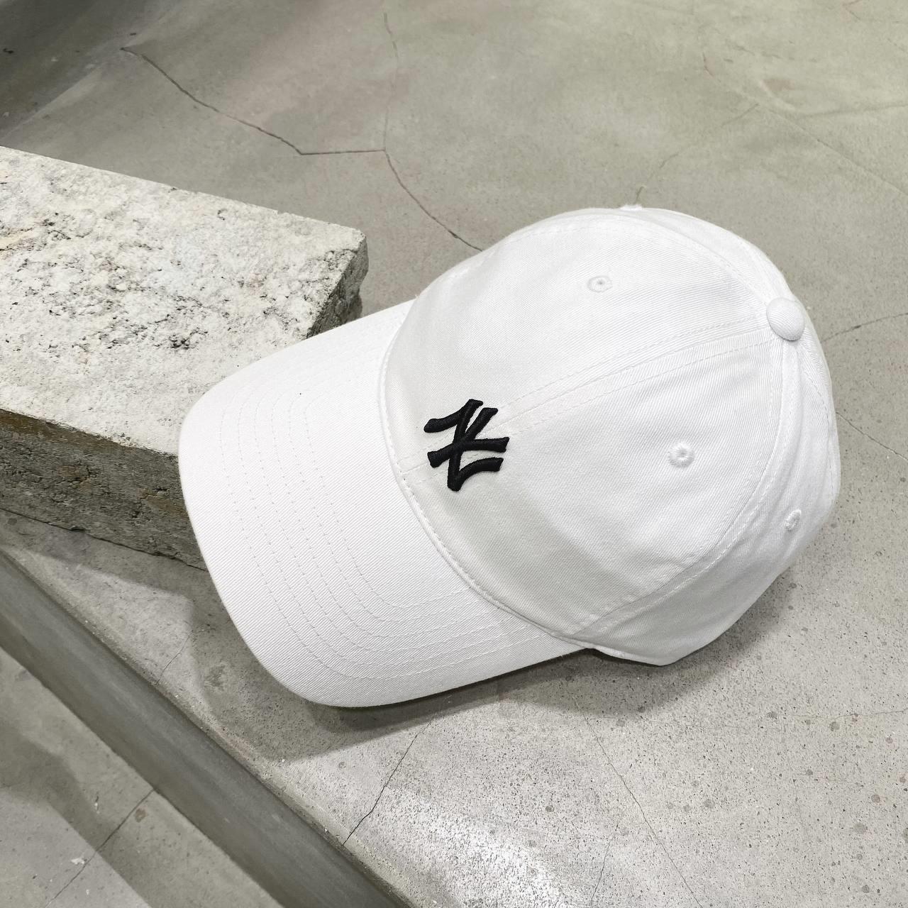 Mũ MLB Rookie Unstructured Ball Cap New York Yankees White