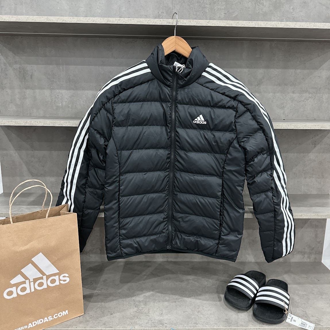 Áo Adidas Essentials 3-Stripes Light Down Jacket Black [ HZ4431 ]