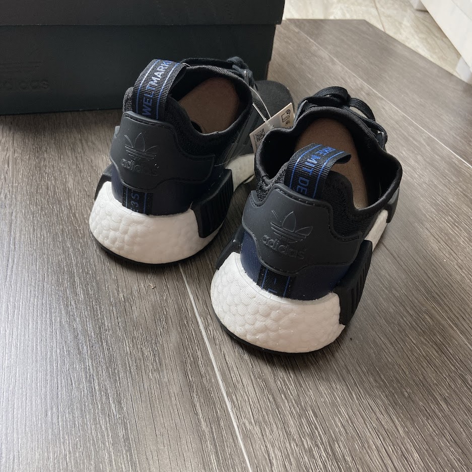 Giày adidas NMD R1 xanh đen EG7924