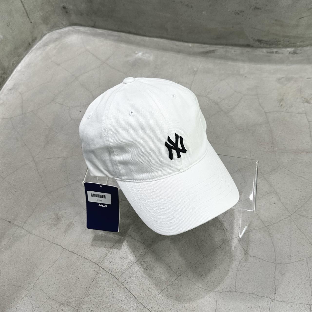 Mũ MLB Rookie Unstructured Ball Cap New York Yankees White [ 3ACP7701N-50WHS ]
