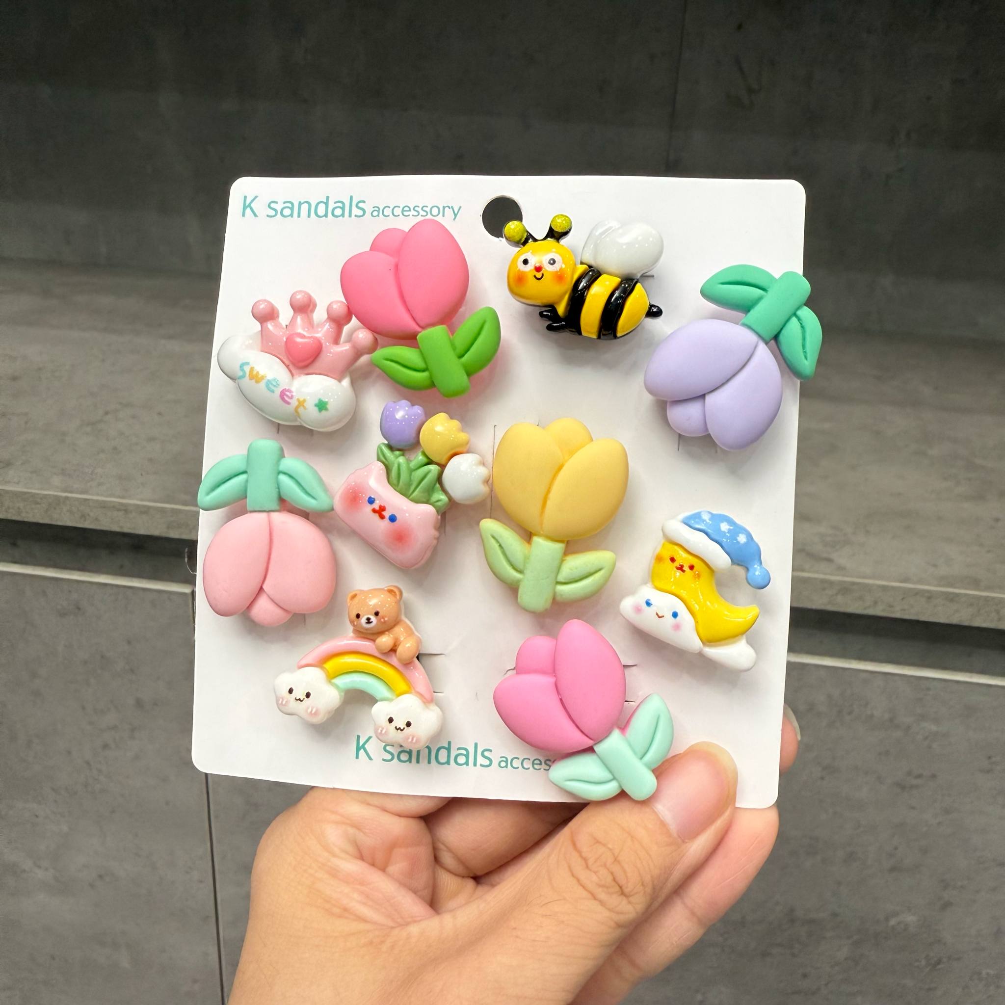 Combo 10 chiếc Jibbitz Crocs, Sticker Gắn Dép, Charm Bearbrick