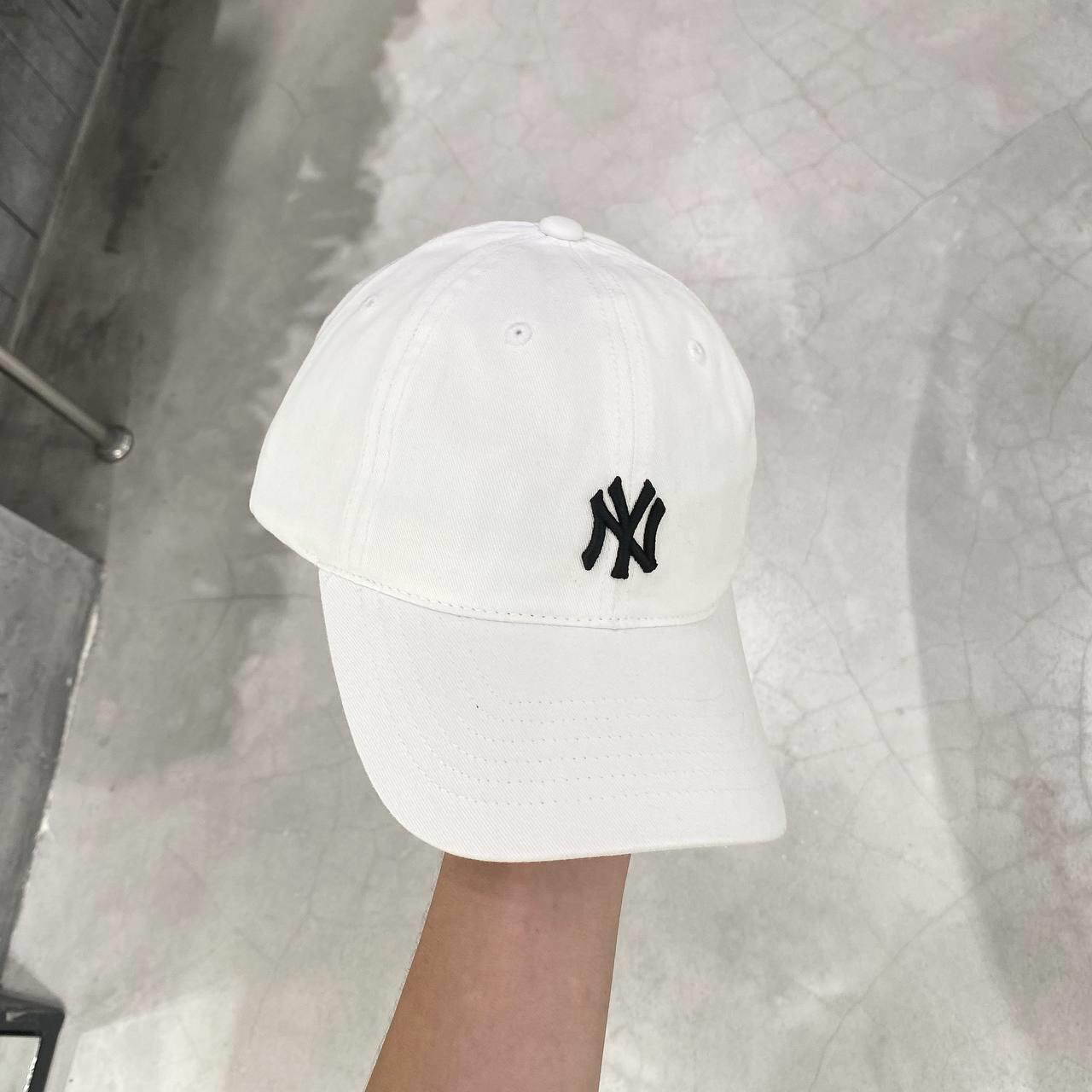 Mũ MLB Rookie Unstructured Ball Cap New York Yankees White [ 3ACP7701N-50WHS ]