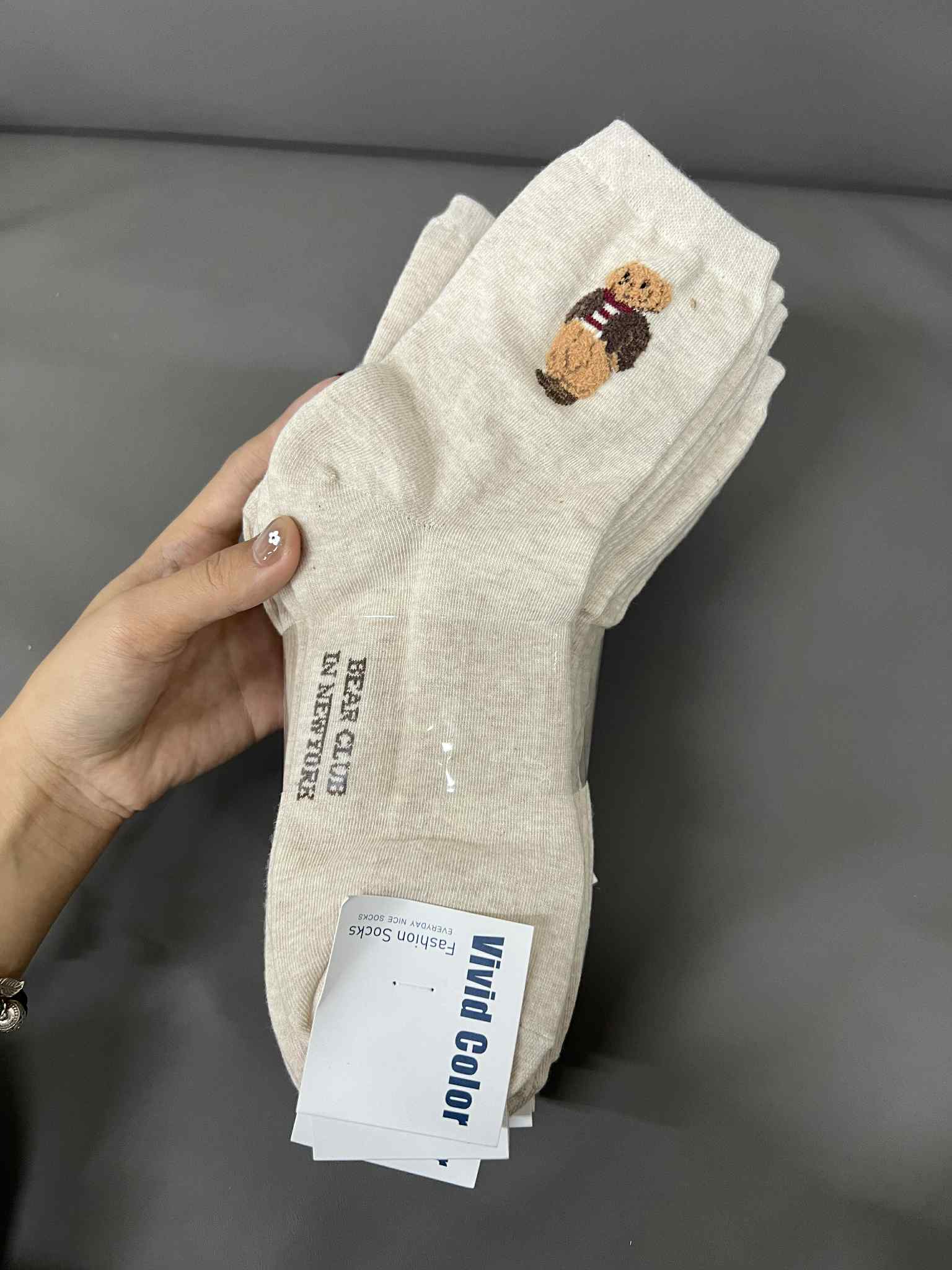 Tất Hàn Quốc Vivid Color Bear Beige