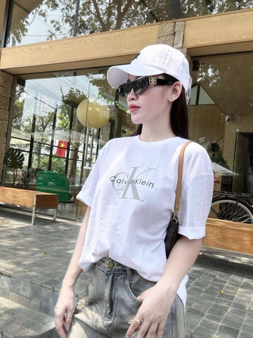 Áo Calvin Klein Monogram Logo White [ 4RB862G 110 ]