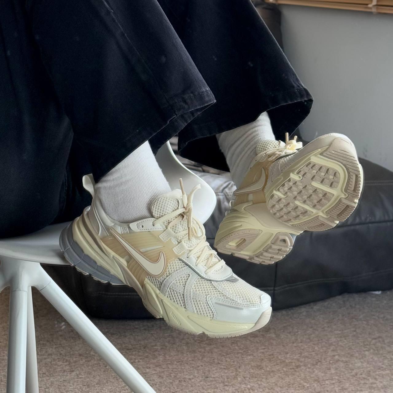 Giày Nike V2K Run Pale Ivory [ HQ1512 110 ]