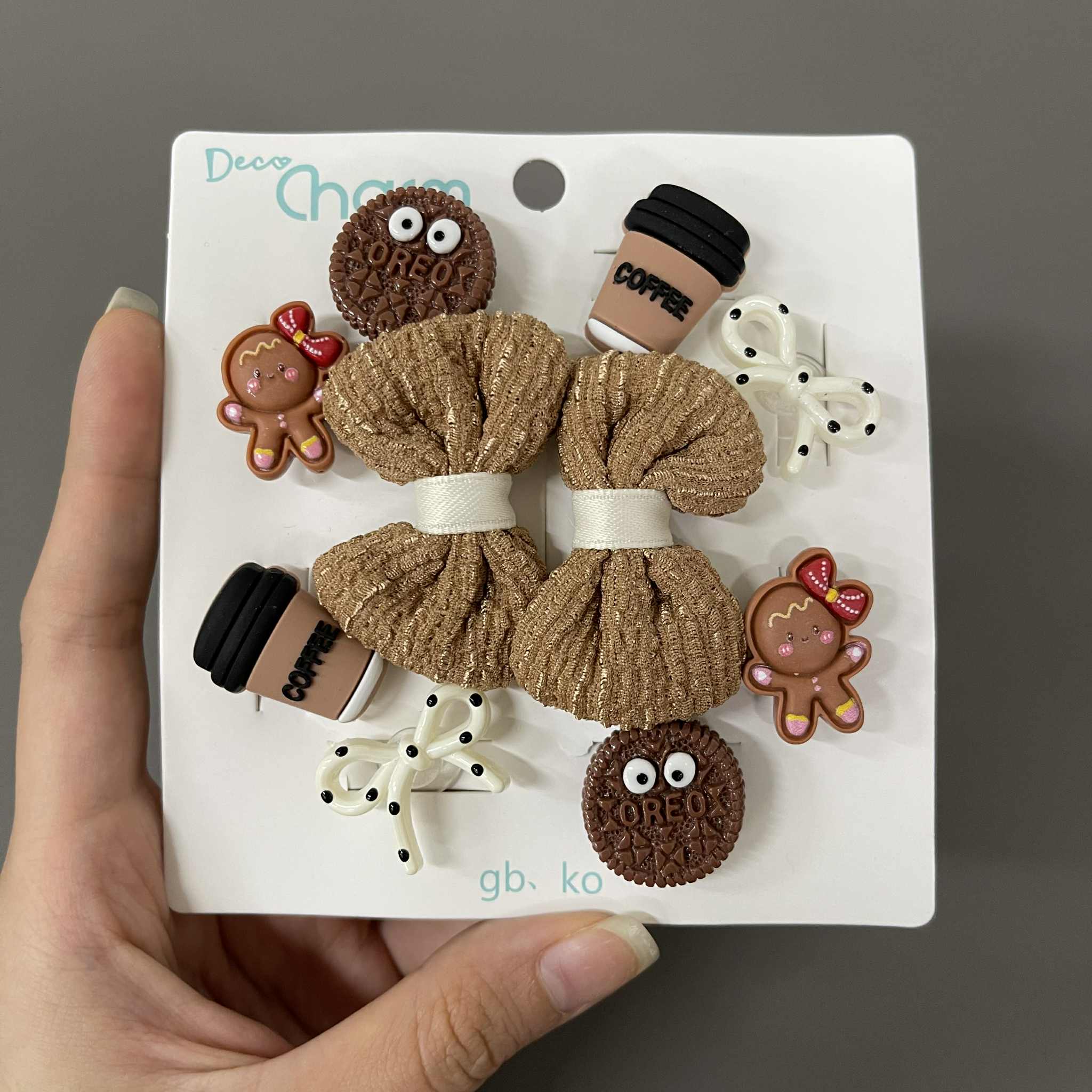 Combo 10 chiếc Jibbitz Crocs, Sticker Gắn Dép, Charm Bearbrick