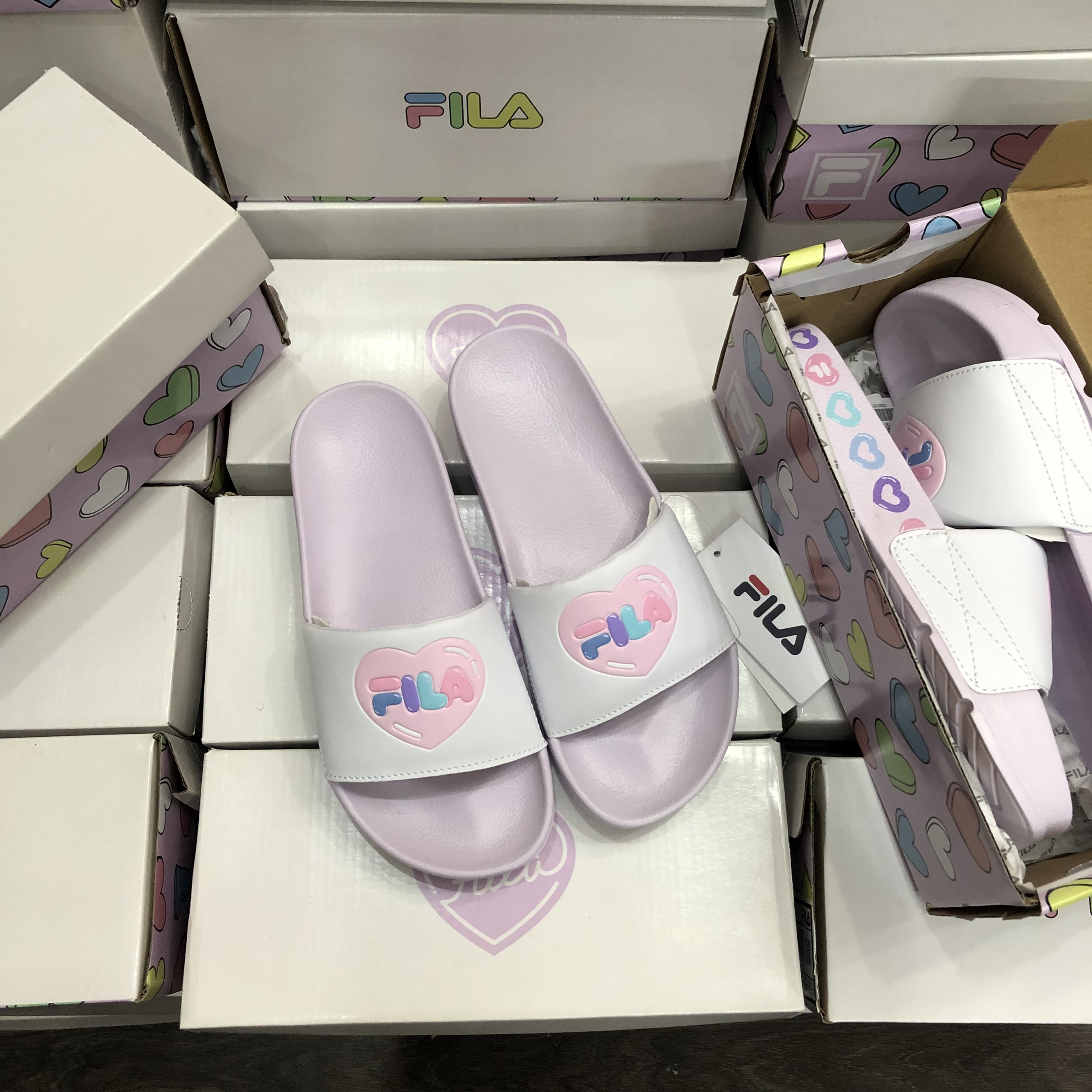 Dép FILA DRIFTER 22 V-DAY Trắng Đế  Tím [ 1SM01619E 650 ]