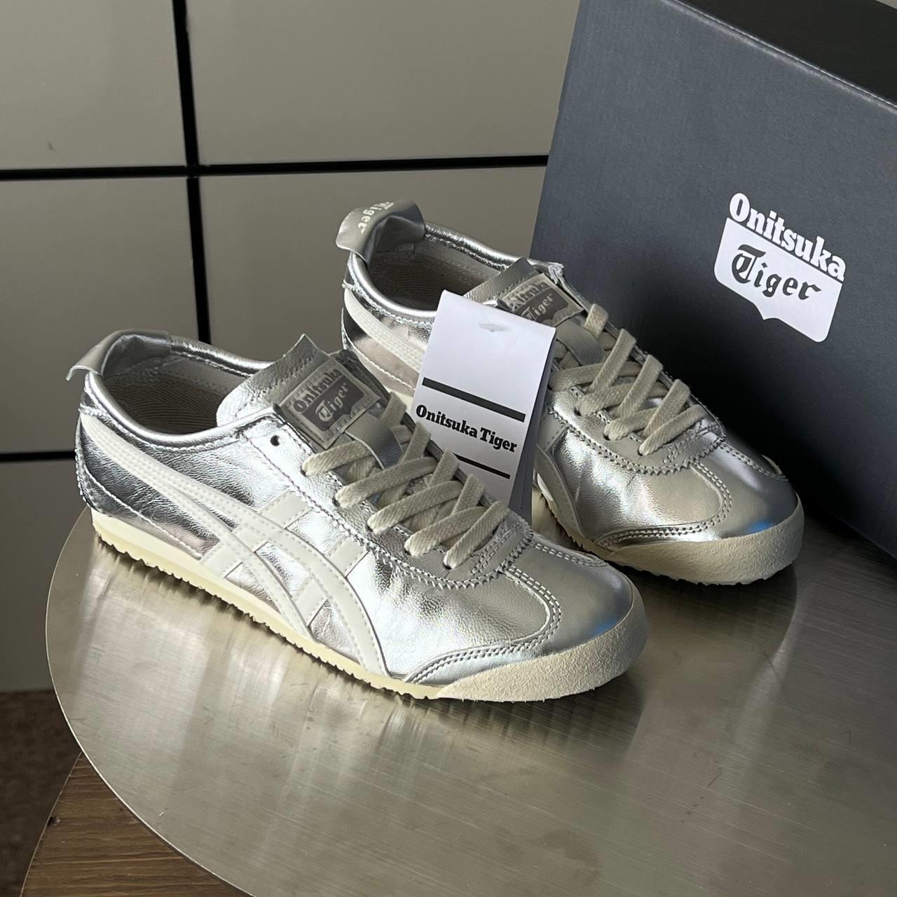 Giày Onitsuka Tiger Mexico 66 Silver Off White [ 1183B566-021 ]
