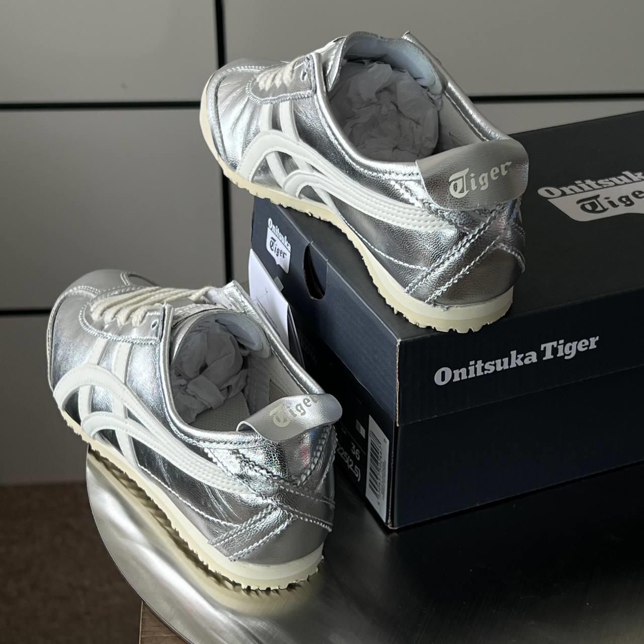 Giày Onitsuka Tiger Mexico 66 Silver Off White [ 1183B566-021 ]