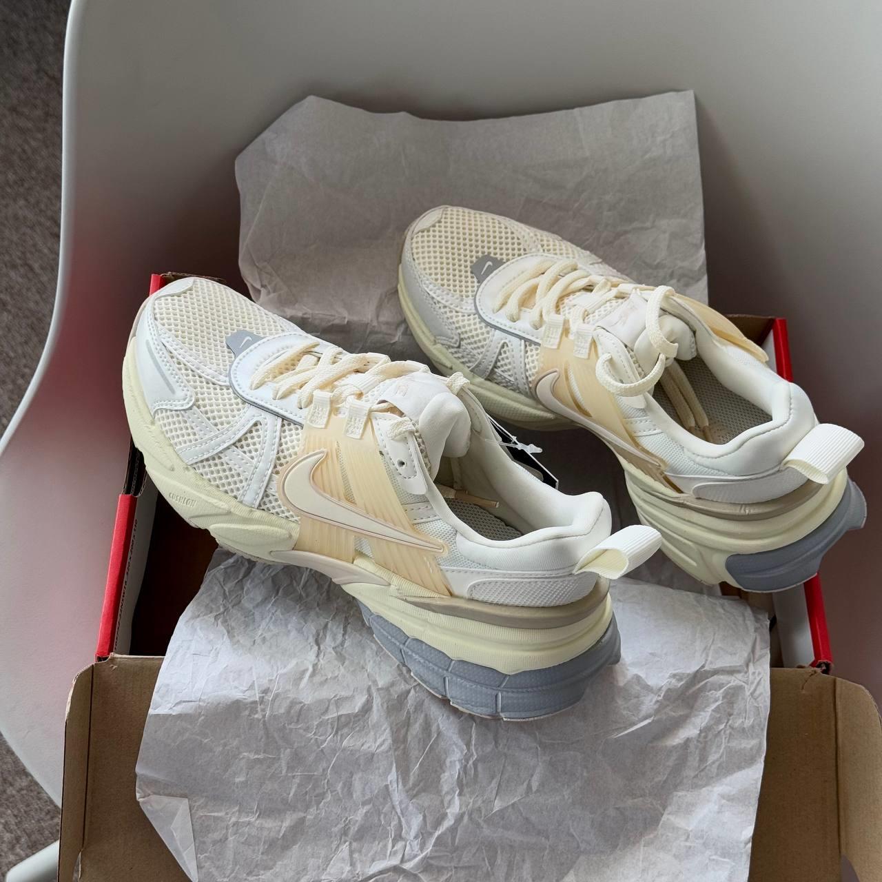 Giày Nike V2K Run Pale Ivory [ HQ1512 110 ]