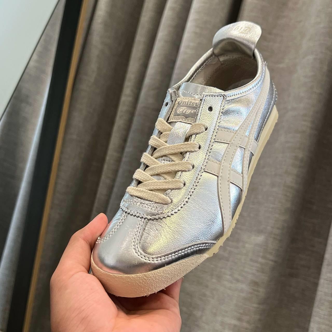Giày Onitsuka Tiger Mexico 66 Silver Off White [ 1183B566-021 ]
