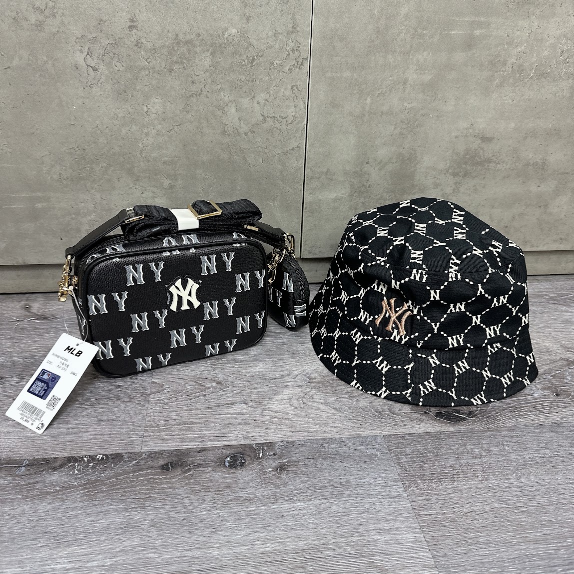 Túi MLB Monogram Dia New York Black [ 7ACRM084N 50BKS ]