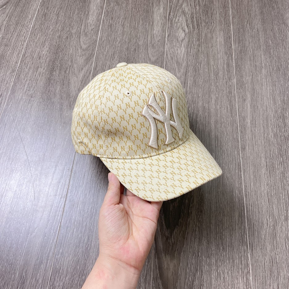 Mũ MLB Lưỡi Trai NY màu Vàng [ 32CPFB111-50B ]