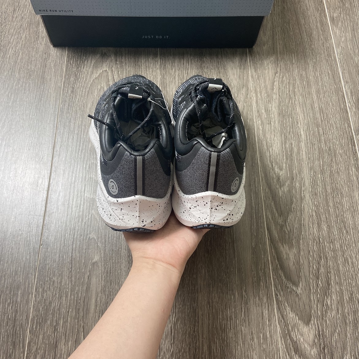 Giày Nike  ZOOM Winflo 8 Shield DC3727-001