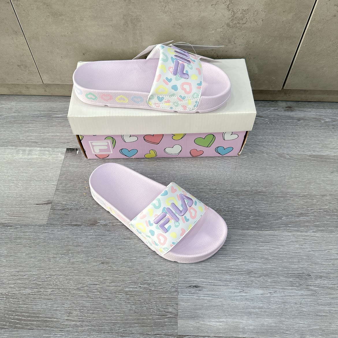 Dép FILA DRIFTER 22 V-DAY Trắng Đế Tím [ 1SM01619E 667 ]