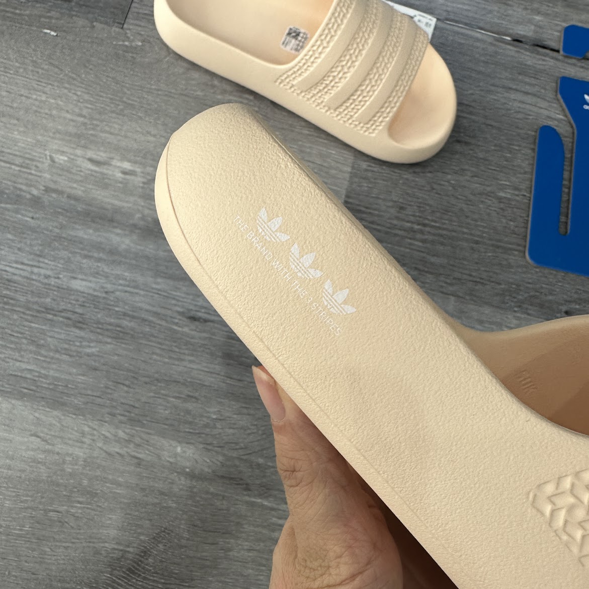 Dép Adidas Adilette Ayoon Màu Hồng Cam [ HP9572 ]