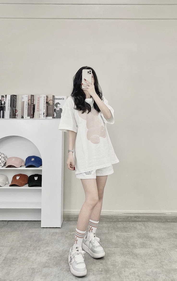 Áo Thun ADLV Fuzzy Rabbit Short Sleeve T-Shirt Black Màu Kem [ ADLV23SS-SSBKZR-CRM ]