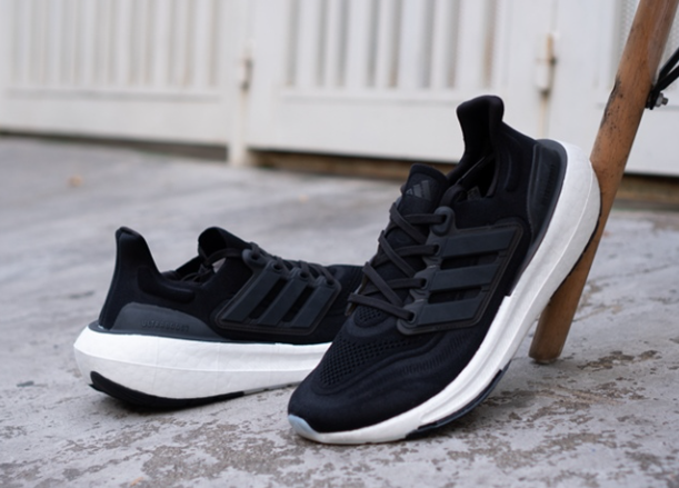 Giày Adidas Ultraboost Light Black White [ GY9353 ]