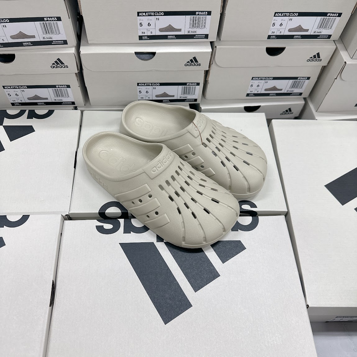 Dép Adidas Adilette Clog Putty Grey [ IF8653 ]