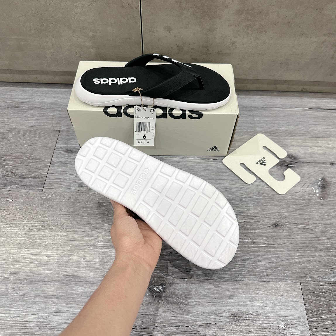 Dép ADIDAS Tông Xỏ Ngón COMFORT FLIP-FLOPS EG2069