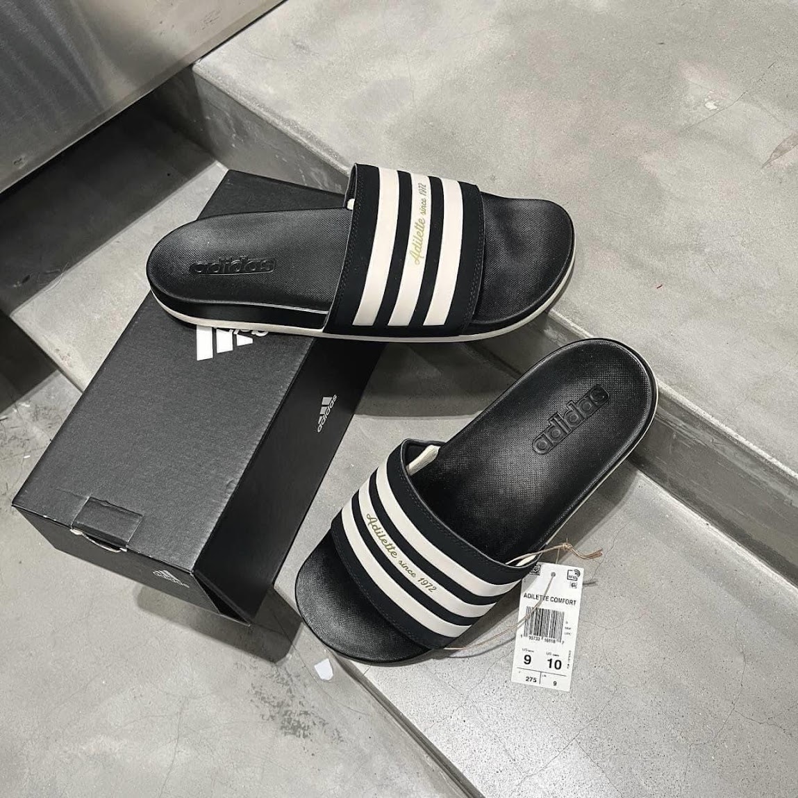 Dép Adidas Adilette Comfort Since 1972 Black Gold GW5966