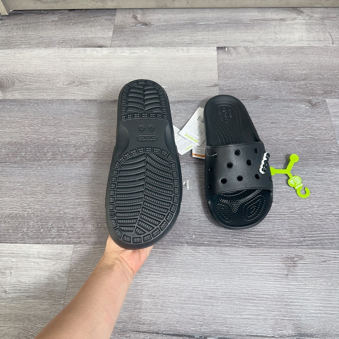 Dép Quai Ngang Unisex Crocs Classic Black [ 206121-001 ]