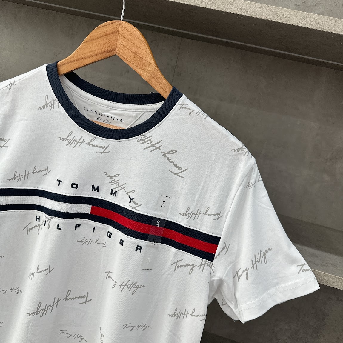 Áo Tommy Hilfiger Essential Script Logo Optic White [ 78D8510 100 ]