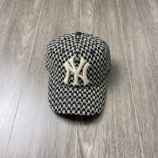 Mũ MLB Lưỡi Trai NY màu Đen [ 32CPFB111-50L ]