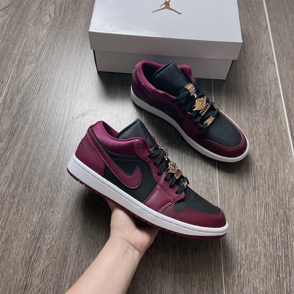 Giày Nike WMNS AIR JORDAN 1 LOW SE DB6491 600