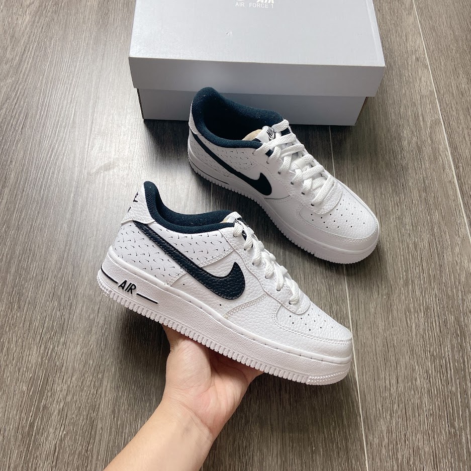 NIKE AIR FORCE gs DC9189 100 (AF1)