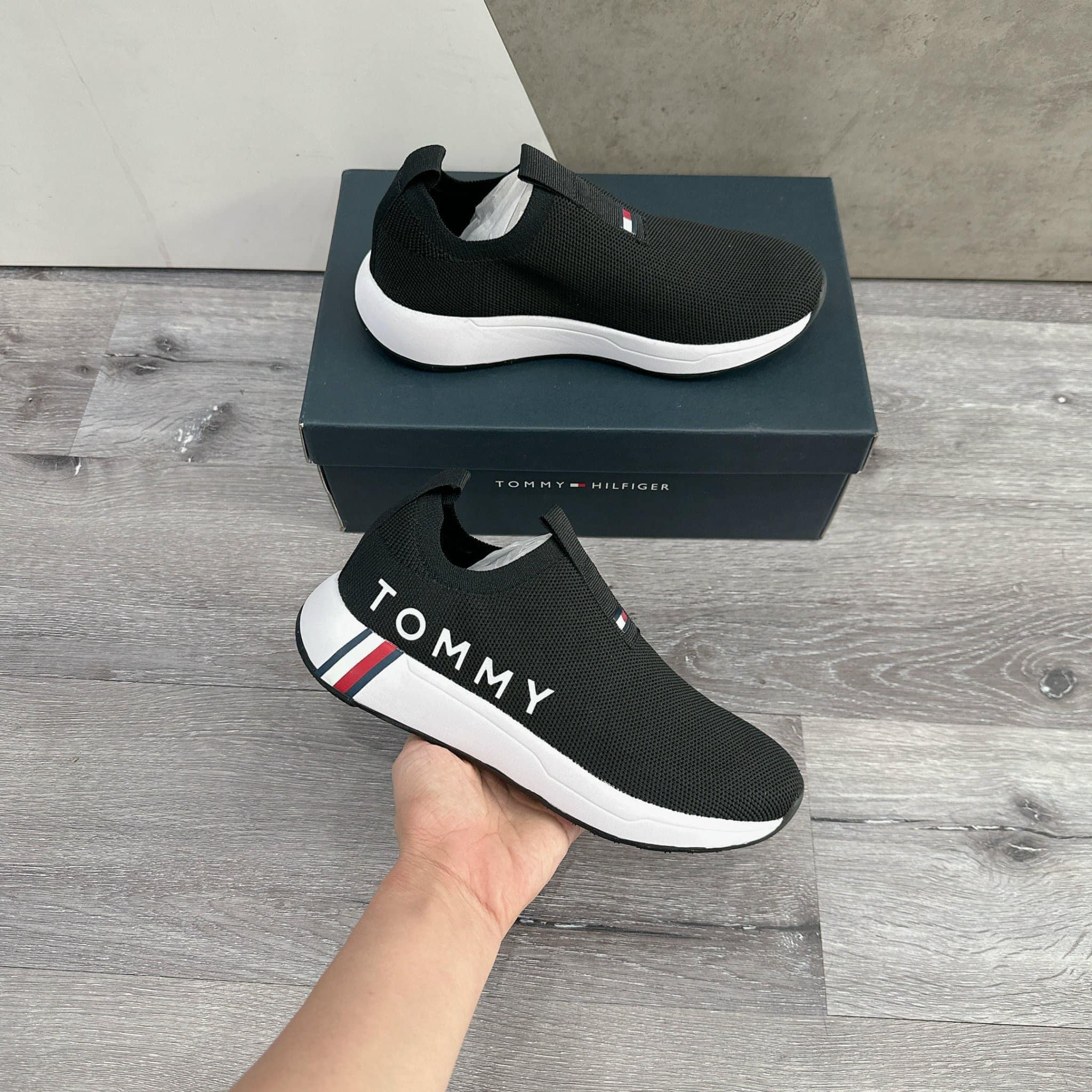 Giày Tommy Hilfiger Aliah Black
