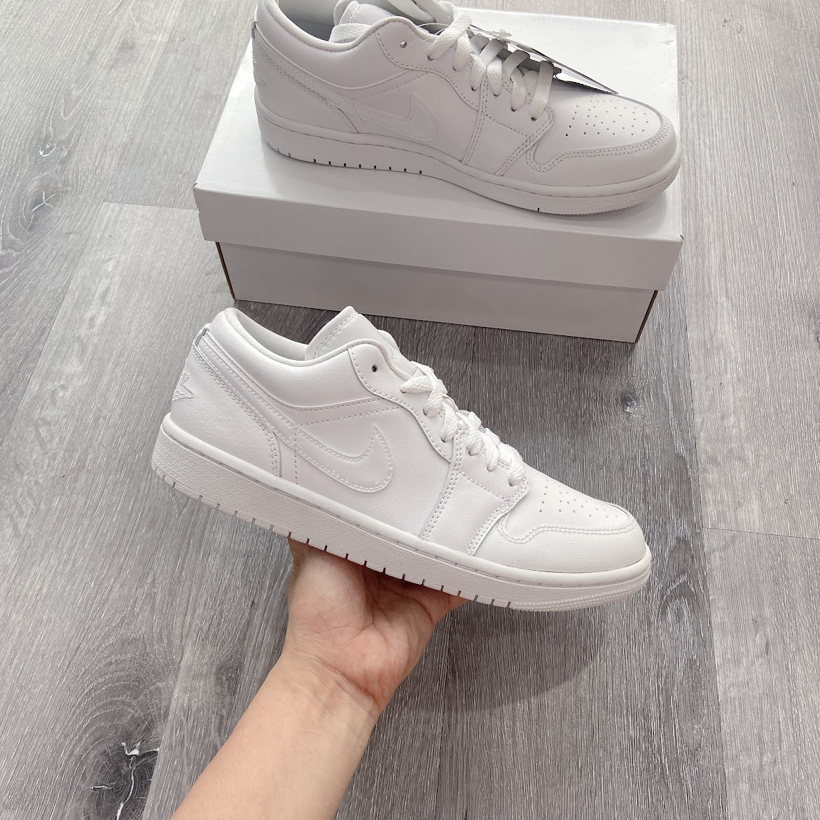 Giày Nike AIR JORDAN 1 Low ALL WHITE code W  [ DV0990 111 ]