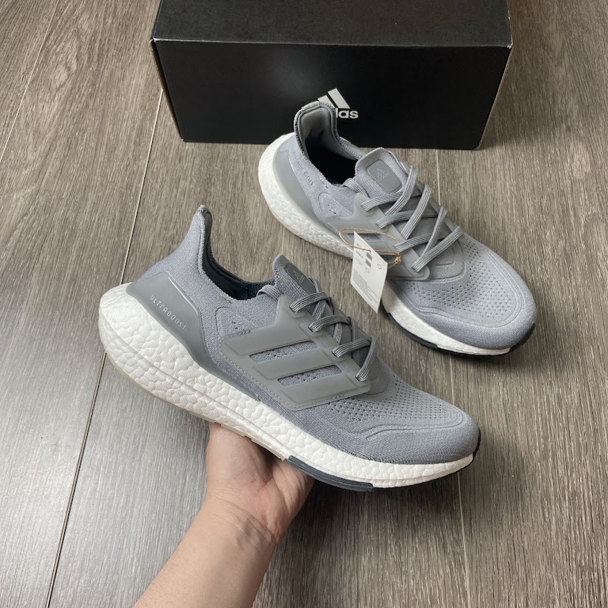 Giày Adidas ULTRABOOST 21 xám FY0381