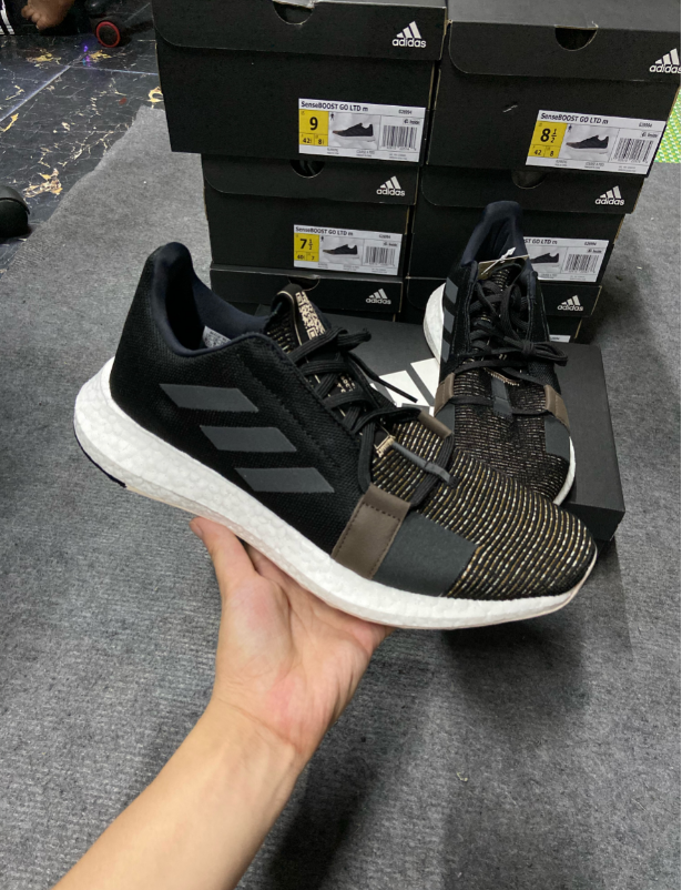 Giày adidas SenseBOOST GO LTD G26994