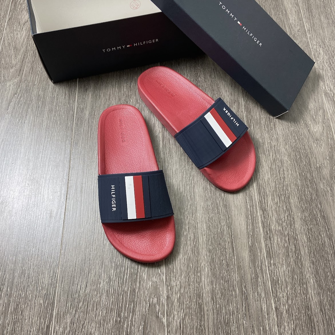 Dép Tommy Hilfiger Eastern Slide RED MULTI SY