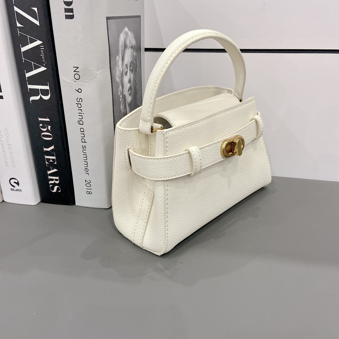 Túi Charles & Keith Aubrielle Metallic-Buckle Top Handle Bag