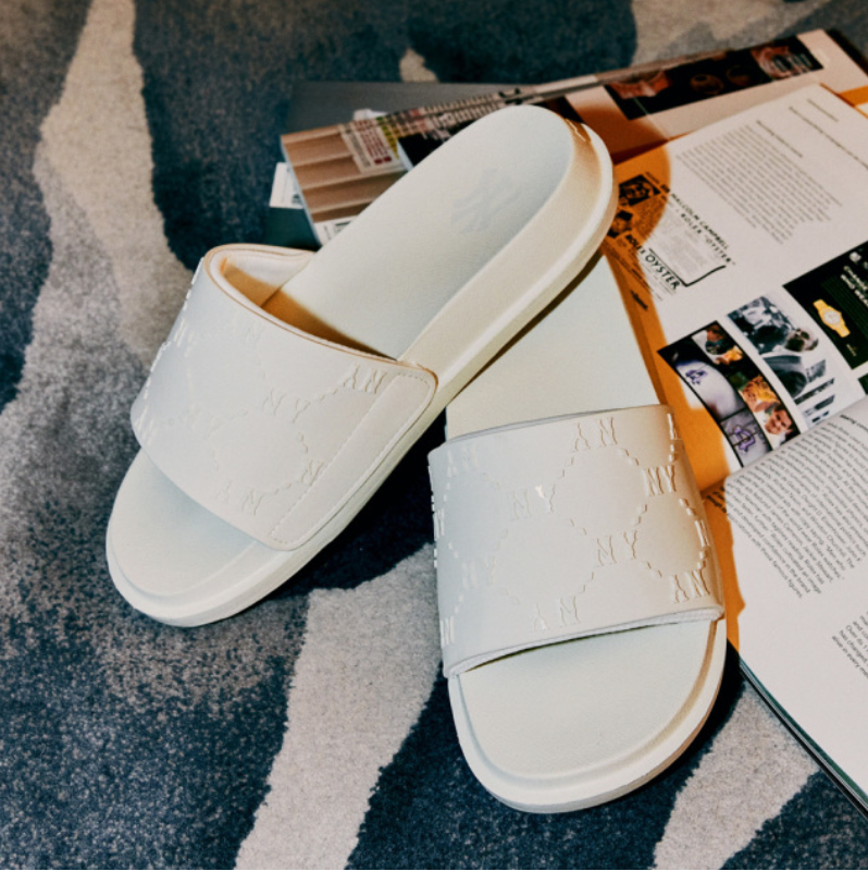 Dép MLB CHUNKY NY White [ 3ALPAC123 50WHS ]