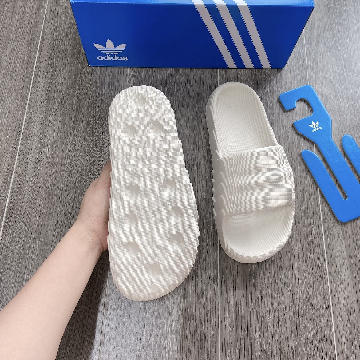 Dép Adidas Adilette 22 Slides BONE [GX6950]