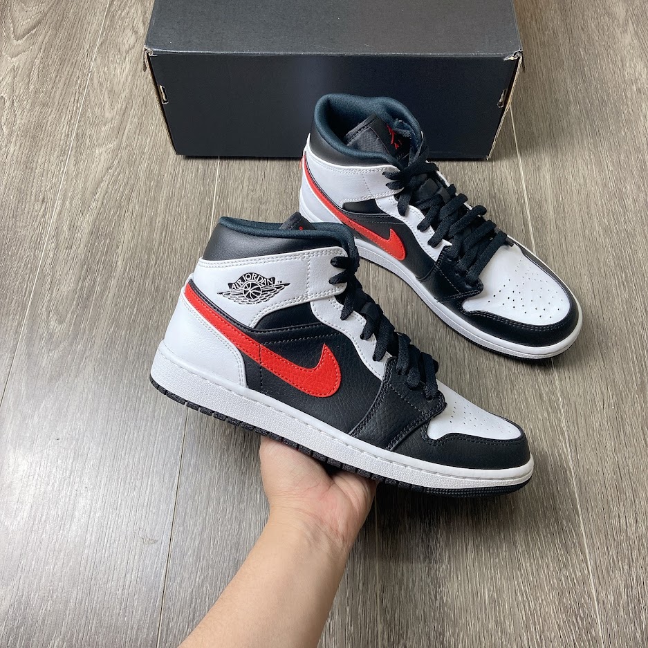 Nike Air Jordan 1 Mid Chile Red 554724 075