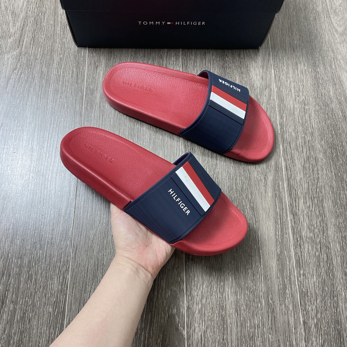Dép Tommy Hilfiger Eastern Slide RED MULTI SY