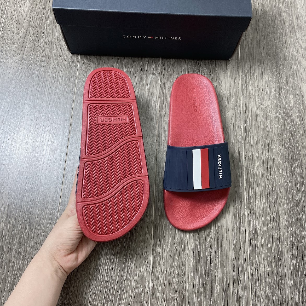 Dép Tommy Hilfiger Eastern Slide RED MULTI SY