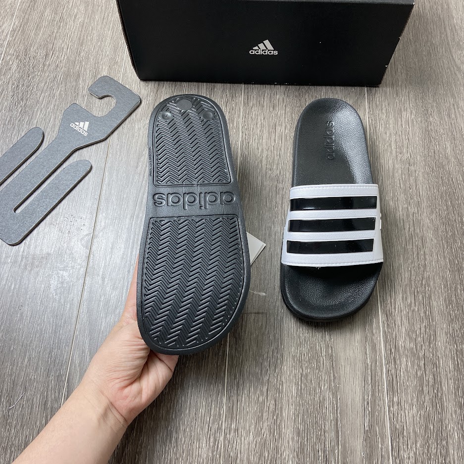 Dép Adidas Adilette Shower Slides FC Juventus FW7075