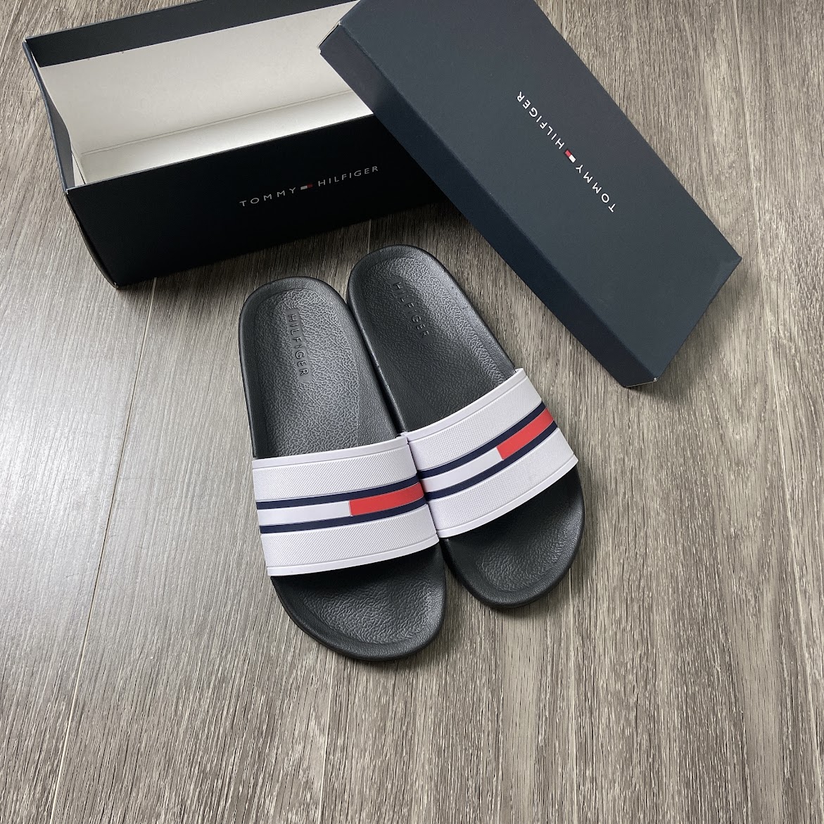 Dép Tommy Hilfiger ENNIS BLACK 001